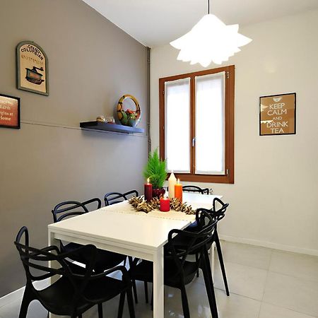 Rialto Deluxe Apartments Венеція Екстер'єр фото